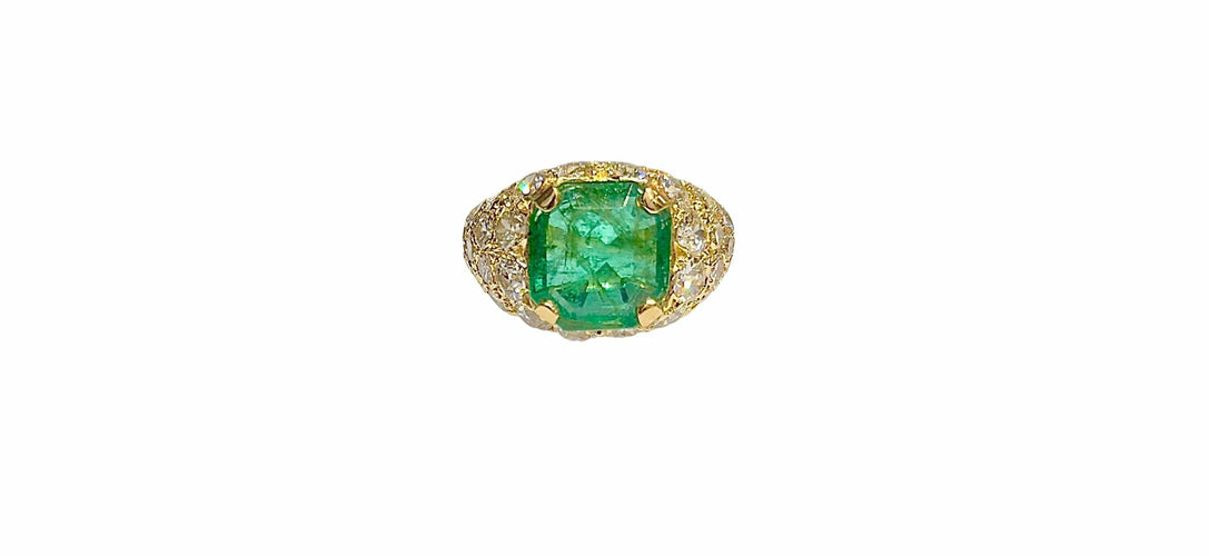 Bague 51 Bague en or jaune , diamants et émeraude 58 Facettes