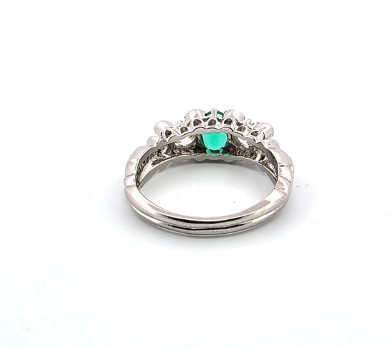 Bague Bague en platine avec émeraude centrale et diamants latéraux 58 Facettes