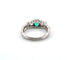 Bague Bague en platine avec émeraude centrale et diamants latéraux 58 Facettes