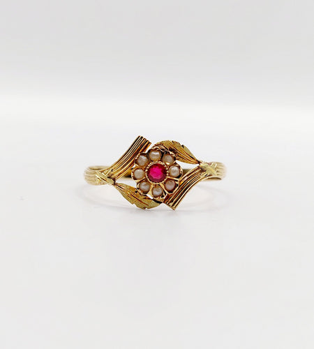 Bague 60 Bague fleur Art nouveau en or 18k, pierre rouge et perles (circa 1900) 58 Facettes A06426