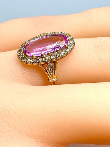 Bague 50 Bague en or 18 carats ornée d’une topaze rose et de diamants. Epoque Napoléon III. 58 Facettes AB273