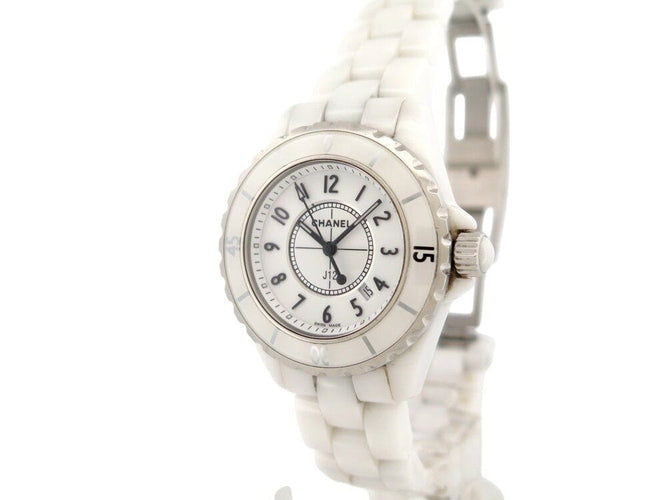 Montre montre CHANEL j12 h0968 33 mm date en ceramique blanc quartz ceramic 58 Facettes 267272