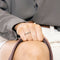 Bague 47 Alliance en or gris et diamants 58 Facettes DRE16062