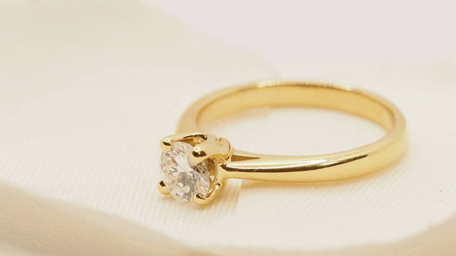 Bague 52 Bague solitaire en or jaune et diamant 58 Facettes 30180