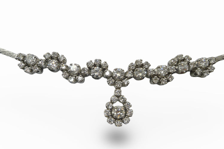 Collier Collier or blanc et diamants haute joaillerie 58 Facettes 00037501