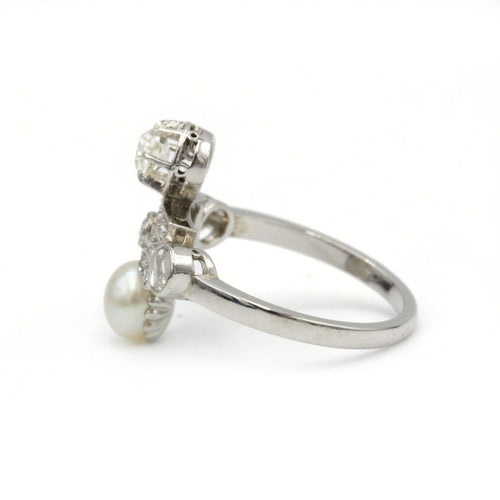 Bague 53 Bague - Or blanc, perles et diamants 58 Facettes 1155