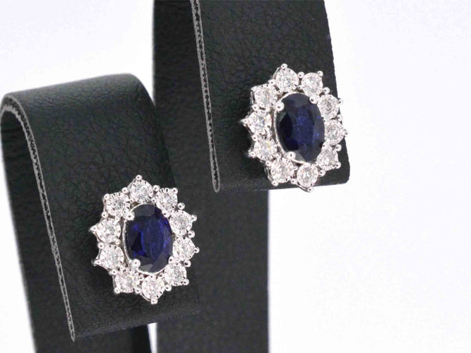 Boucles d'oreilles Boucles d'oreilles en or blanc avec diamants et saphir 58 Facettes 2297