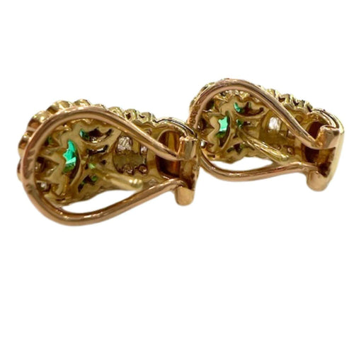 Boucles d'oreilles Boucles d'oreilles au design contemporain en or avec diamants et émeraude 58 Facettes Q289B