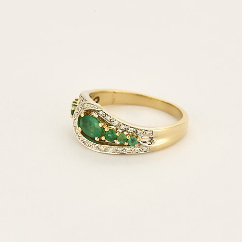 Bague 62 Bague en or jaune, émeraudes et diamants 58 Facettes GU263