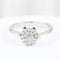Bague Bague rosette en or blanc 18 carats sertie de diamants taille brillant de 0,28 carat 58 Facettes 159/24K