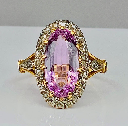 Bague 50 Bague en or 18 carats ornée d’une topaze rose et de diamants. Epoque Napoléon III. 58 Facettes AB273