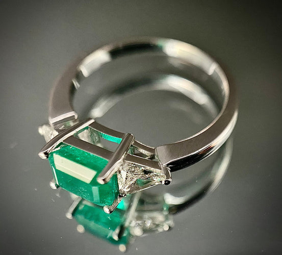 Bague 53 Bague émeraude moderne 58 Facettes