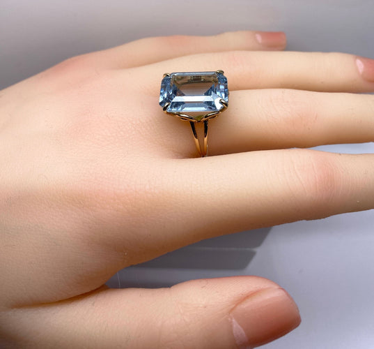 Bague 54 Bague en or jaune 18 carats et aigue marine 58 Facettes AB518