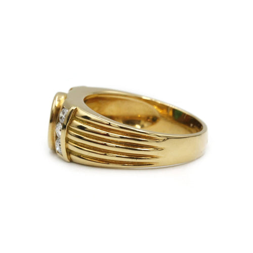 Bague 57 Bague - Or jaune émeraude et diamants 58 Facettes 1066
