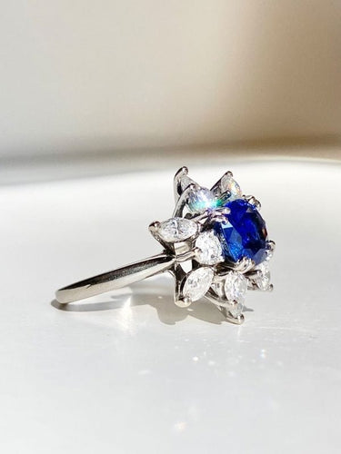 Bague 49 Bague en or blanc 18k ornée d'un saphir Birman non chauffé 58 Facettes
