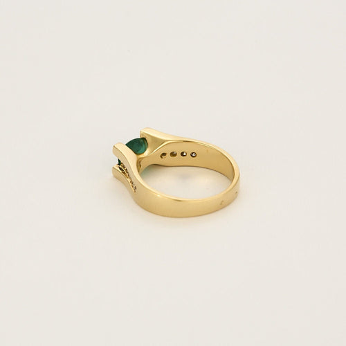 Bague 53 Bague en or jaune, émeraude et diamants 58 Facettes HAV0924