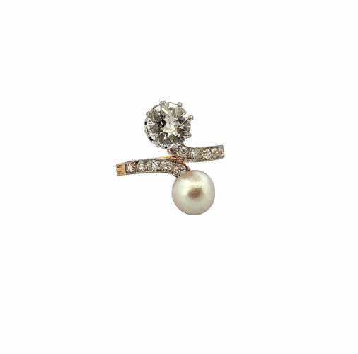 Bague Bague ancienne en or et platine, diamants et perle 58 Facettes