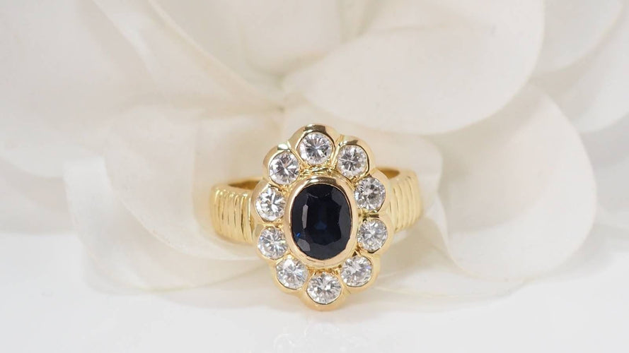 Bague saphir ovale et diamants