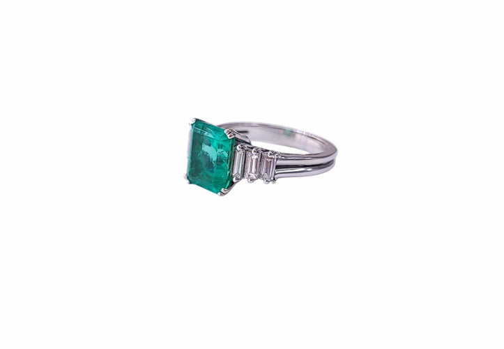 Bague 53 Bague émeraude et diamants en or blanc 18k 58 Facettes BAG.EMER.TE-1707