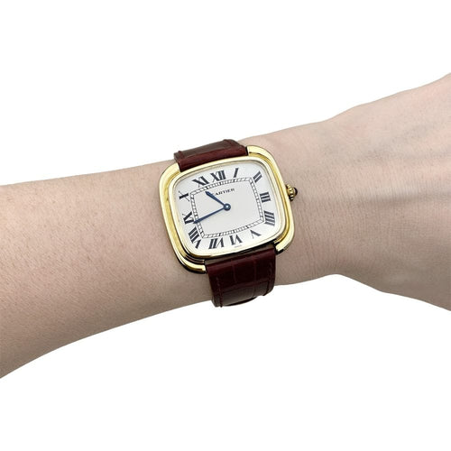 Montre Montre Cartier, « Square » en or jaune et cuir. 58 Facettes 35327