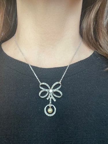 Collier Collier noeud, diamants et perles, fin XIXéme 58 Facettes