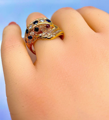Bague Bague DAUPHIN en or jaune 18 carats, diamants ,saphirs et rubis 58 Facettes AB224