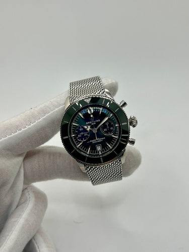 Montre Breitling Super Ocean Heritage B01 Chronograph 58 Facettes