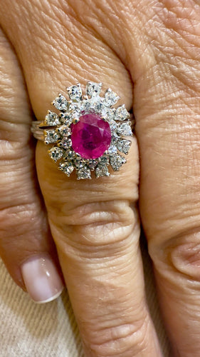 Bague 52 Bague ancienne en or blanc rubis et diamants 58 Facettes