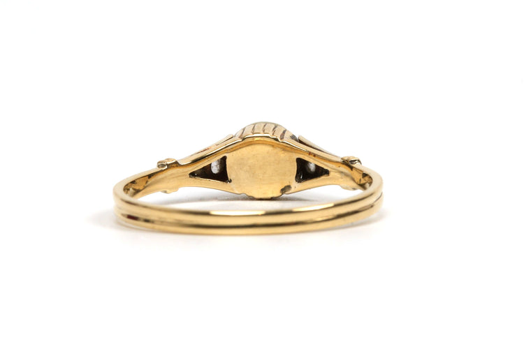 Bague 57 Bague Art Déco or jaune, perle et diamants 58 Facettes B471
