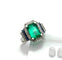 Bague 55 Bague en or blanc sertie d'une émeraude taille octogonale, de diamants et de saphirs. 58 Facettes 50404