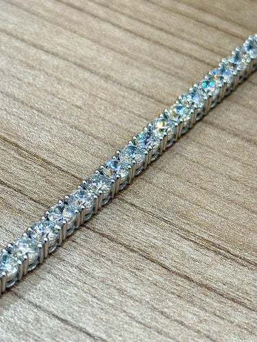 Bracelet Rivière de diamants exceptionnelles , or blanc 18 carats 58 Facettes