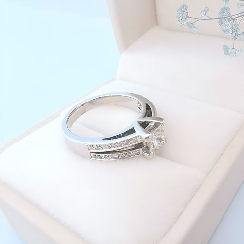 Bague 53.5 Bague de fiançailles Diamants 1,16 carat Or gris 58 Facettes AA 1744
