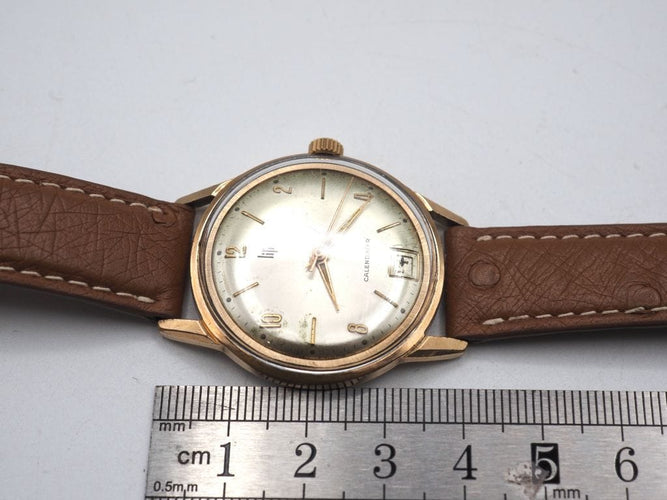 Montre Lip - Montre modèle Calendrier 1960's 58 Facettes