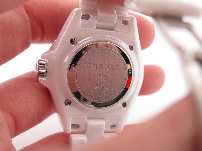 Montre montre CHANEL j12 h6418 33 mm ceramique diamant quartz ceramic 58 Facettes 266663