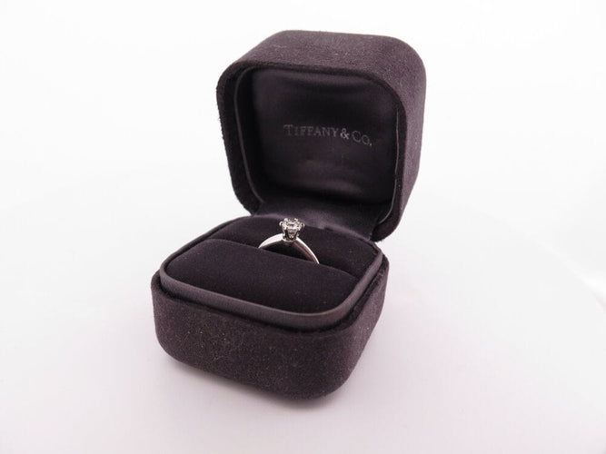 Bague 48 bague TIFFANY & CO setting engagement t48 solitaire diamant 0.43ct platine 58 Facettes 266400