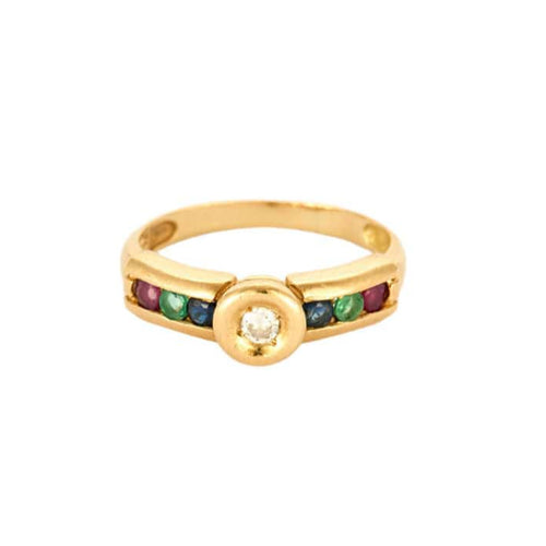 Bague 49 Bague or jaune centré d'un diamants, épaulée rubis, saphir, émeraude 58 Facettes SMA0110