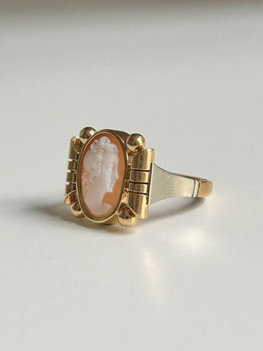 Bague 54.5 Bague en or jaune 18k ornée d'un camée 58 Facettes