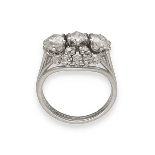 Bague 54 Bague en or gris 18K avec 2,50 ct de diamants taille ancienne – Vers 1950 – Taille 54 58 Facettes
