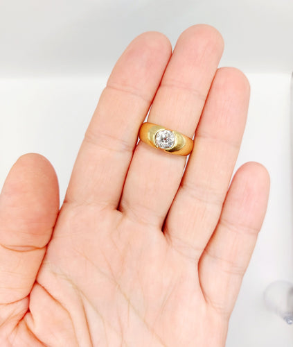 Bague 57.5 Bague jonc dôme en or 18k et diamant taille ancienne 1,10 carat 58 Facettes A06531