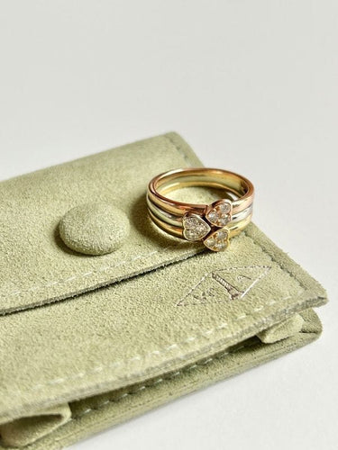 Bague 52.5 VAN CLEEF & ARPELS - Bague trois cœurs en or trois couleurs 18k 58 Facettes