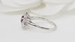 Bague 53 Bague marguerite en or blanc, rubis et diamants 58 Facettes 31286