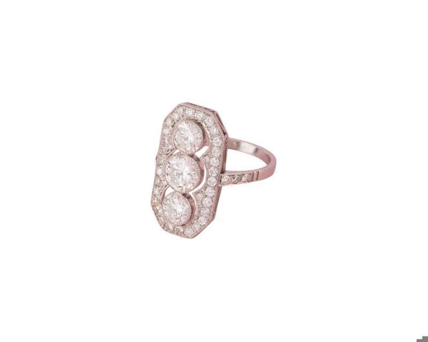 Bague 52 Bague style Art Déco en platine et diamants 58 Facettes