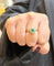 Bague 60 Bague marguerite en or 18 carats émeraude et diamants naturels 58 Facettes