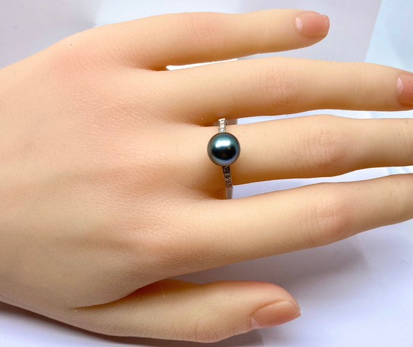 Bague 53 Bague en or blanc, perle de Tahiti et diamants 58 Facettes AB516