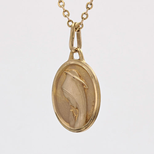 Pendentif Médaille Vierge Marie or jaune signée Augis 58 Facettes CVP107