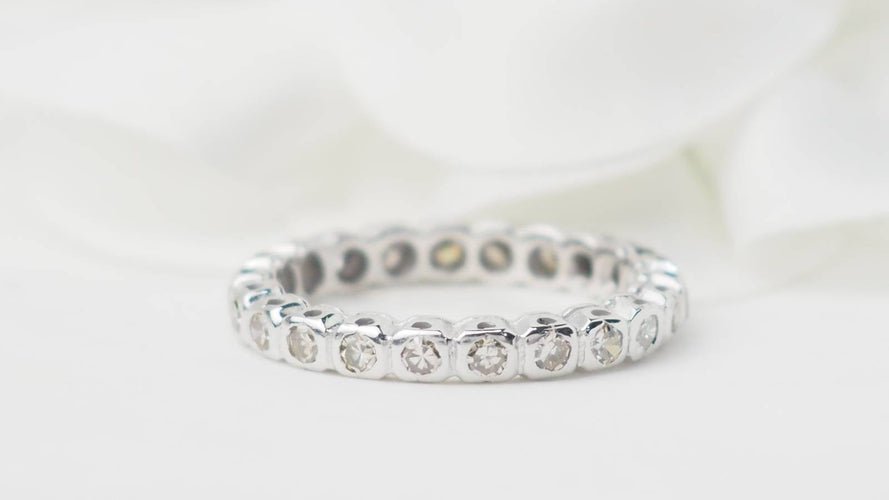 Bague 51 Alliance américaine en or blanc et diamants 0,22ct 58 Facettes 30430