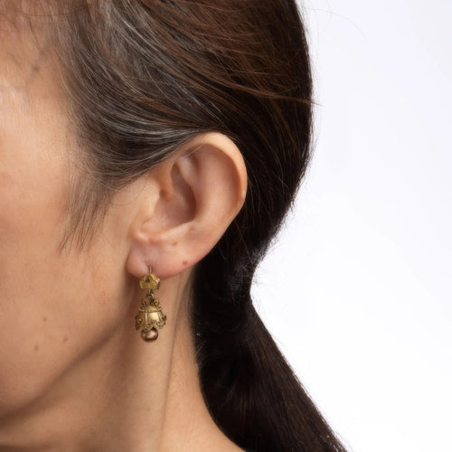 Boucles d'oreilles Boucles d'oreilles antiques en or jaune, renaissance étrusque victorienne, cloche pendante Vintage 58 Facettes G12387