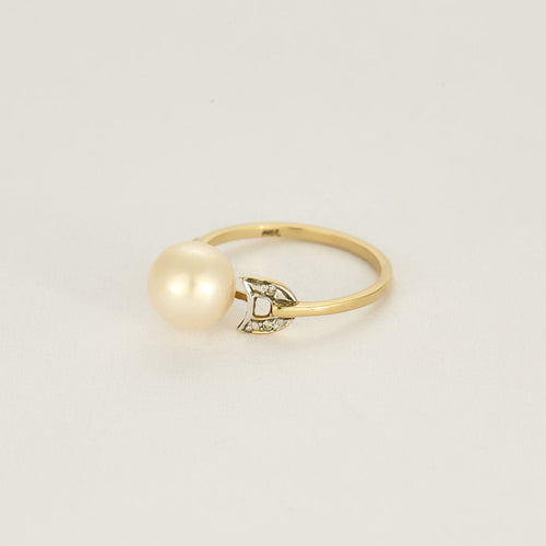 Bague 50 Bague Solitaire en or jaune, perle et diamants 58 Facettes ENG10833