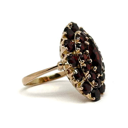 Bague 59 Bague marquise en or rose, grenats 58 Facettes 281