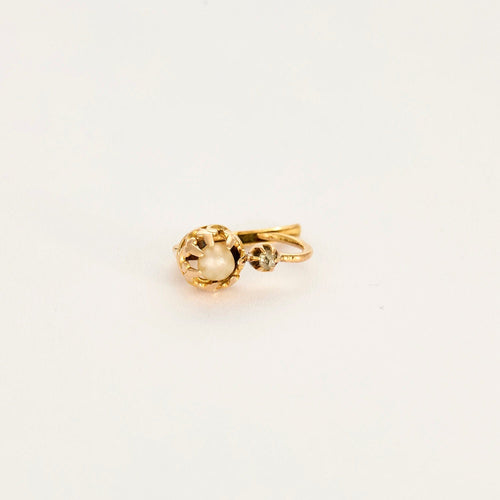 Boucles d'oreilles Boucles D'oreilles dormeuses en or jaune, perle de culture et diamant 58 Facettes LP1299/17